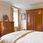 Hillside House Дом отдыха *