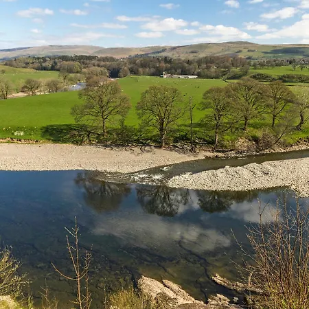 Hillside House * Kirkby Lonsdale