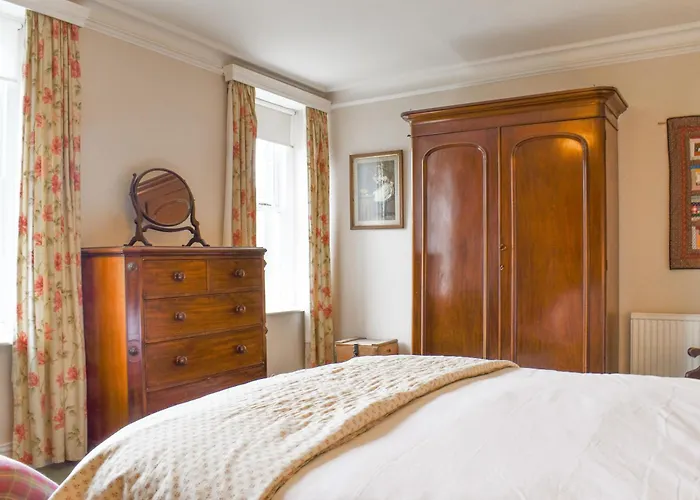 Hillside House 度假居 *